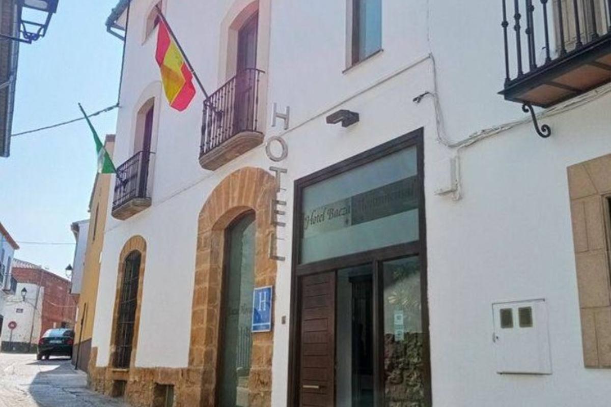 Hotel Baeza Monumental By Eme Hoteles Ngoại thất bức ảnh