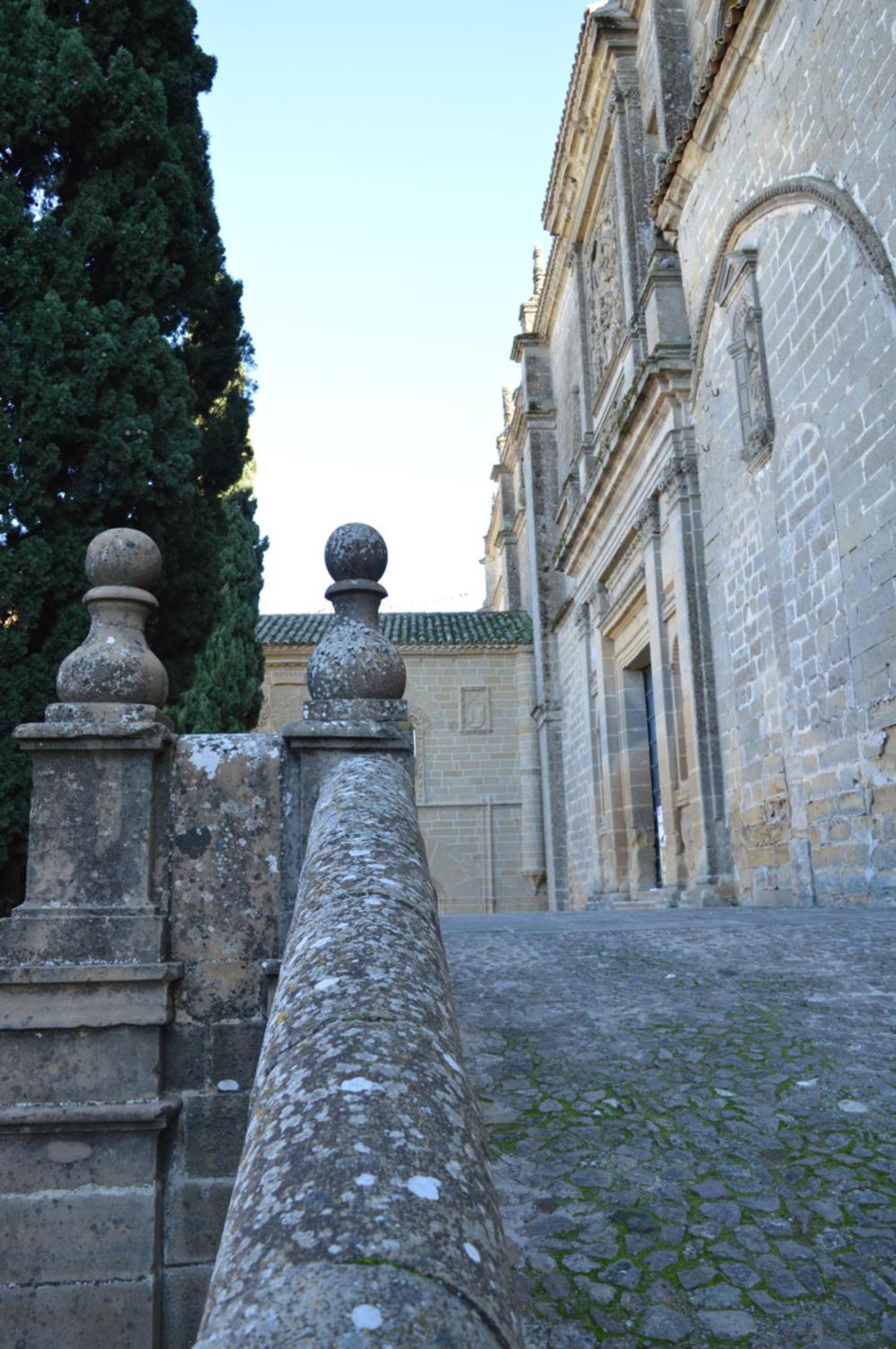 Hotel Baeza Monumental By Eme Hoteles Ngoại thất bức ảnh