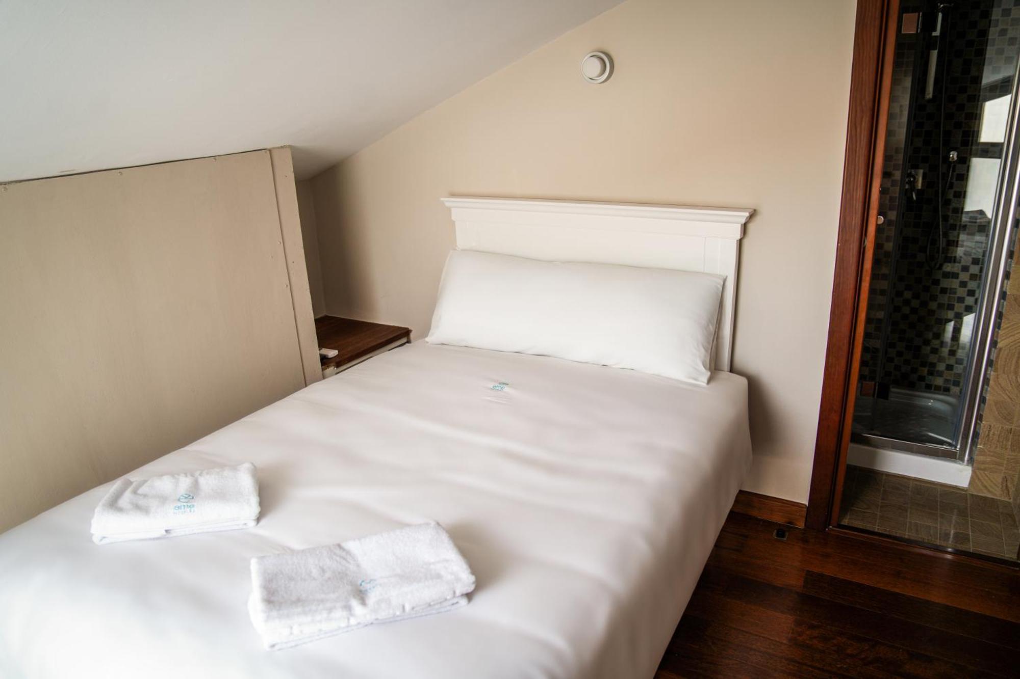 Hotel Baeza Monumental By Eme Hoteles Ngoại thất bức ảnh