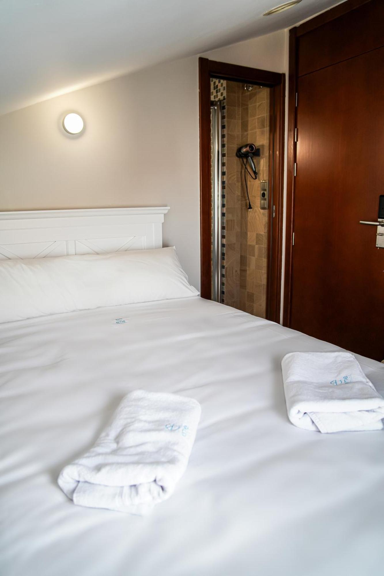 Hotel Baeza Monumental By Eme Hoteles Ngoại thất bức ảnh