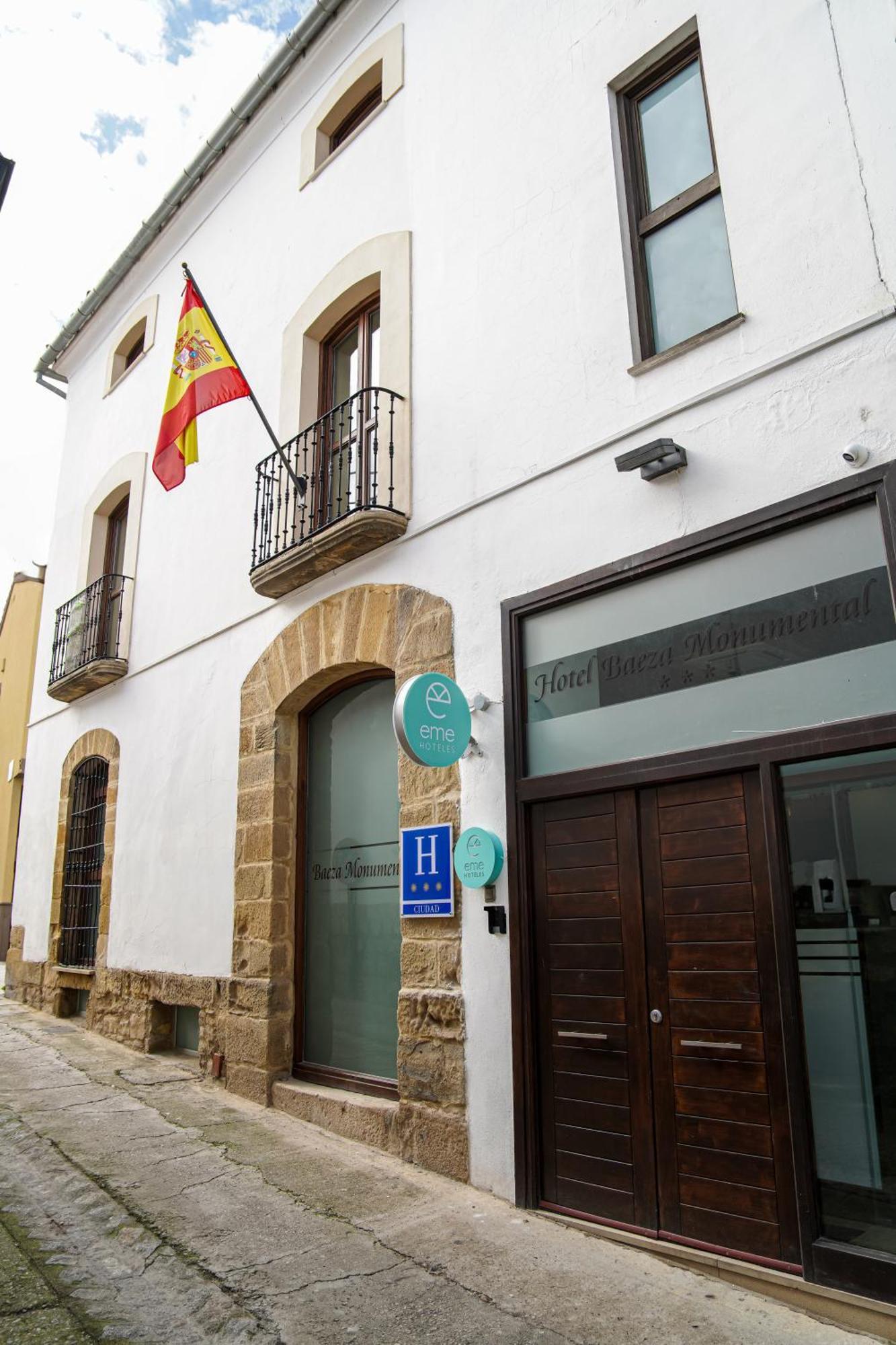 Hotel Baeza Monumental By Eme Hoteles Ngoại thất bức ảnh